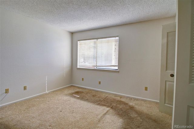 2715 W 86th Avenue 20, Westminster, CO 80031
