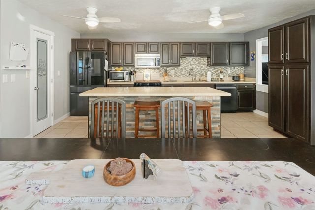 82 Alena Pl, Kihei, HI 96753