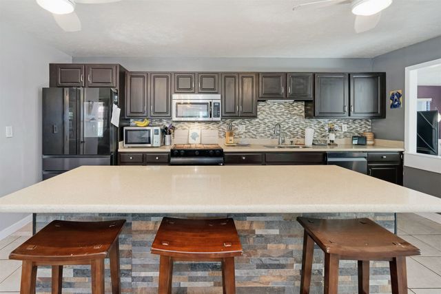 82 Alena Pl, Kihei, HI 96753