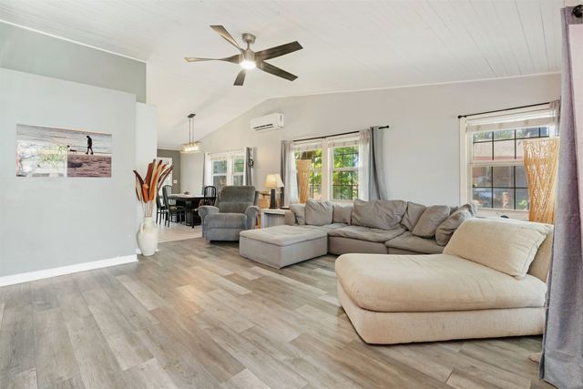 82 Alena Pl, Kihei, HI 96753