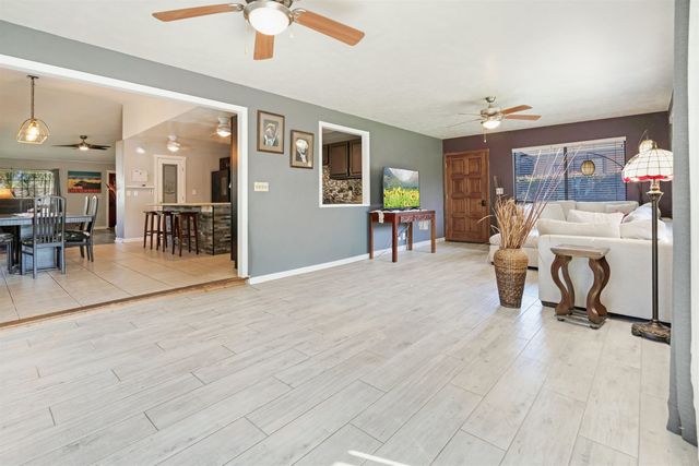 82 Alena Pl, Kihei, HI 96753