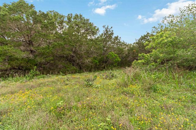 1306 Thousand Oaks LOOP, San Marcos, TX 78666