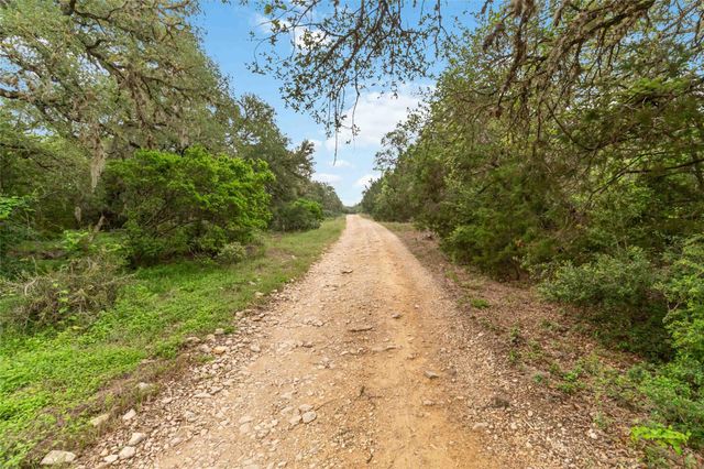 1306 Thousand Oaks LOOP, San Marcos, TX 78666