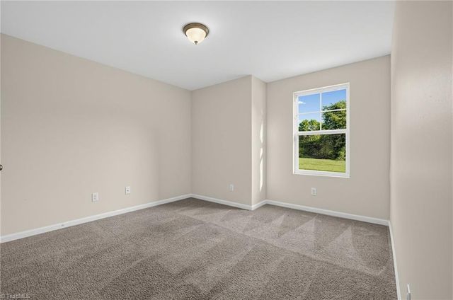 2608 Dallas Drive, Winston-salem, NC 27107