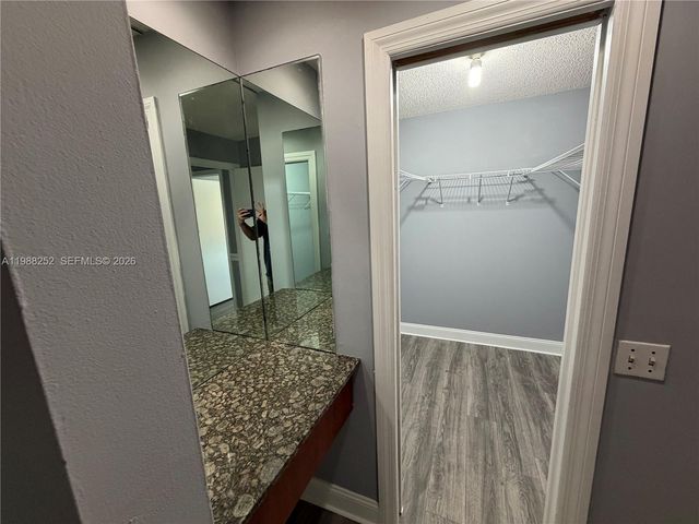 853 NW 81st Ter 7, Plantation, FL 33324