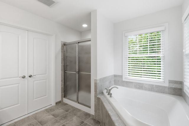 1836 PEABODY DR, Falls Church, VA 22043