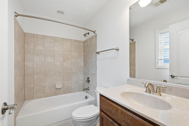 1836 PEABODY DR, Falls Church, VA 22043