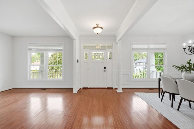 1836 PEABODY DR, Falls Church, VA 22043