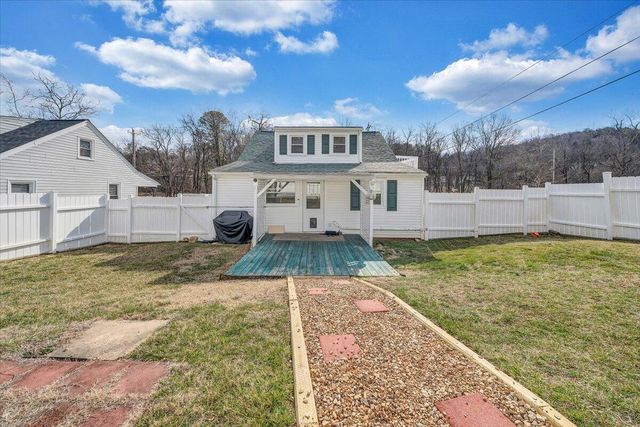 2725 Garden City BLVD, Roanoke, VA 24014