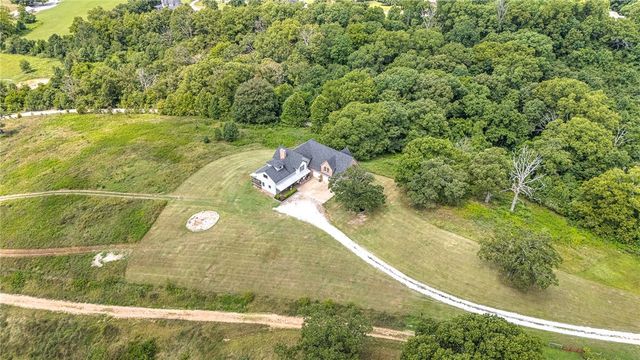 8770 Spanker Creek Road, Bentonville, AR 72712