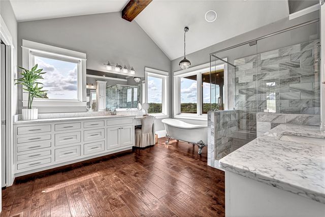 8770 Spanker Creek Road, Bentonville, AR 72712