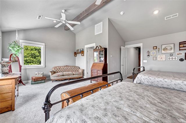8770 Spanker Creek Road, Bentonville, AR 72712