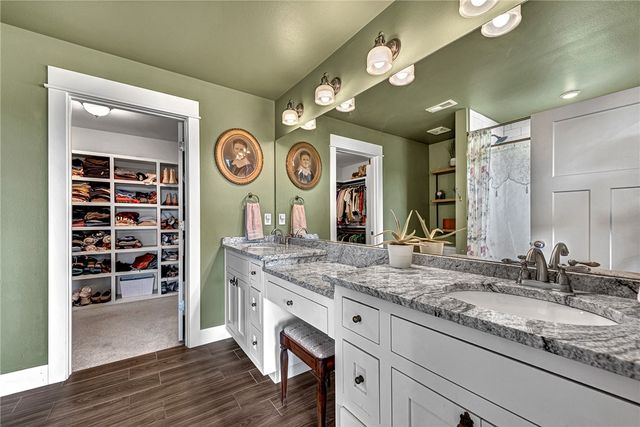 8770 Spanker Creek Road, Bentonville, AR 72712