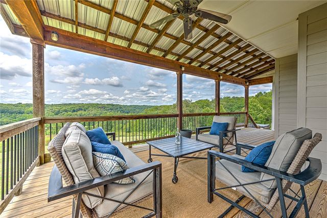 8770 Spanker Creek Road, Bentonville, AR 72712