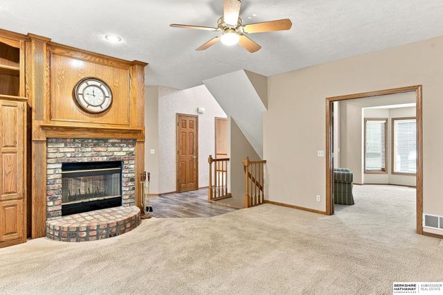 14016 Browne Circle, Omaha, NE 68164