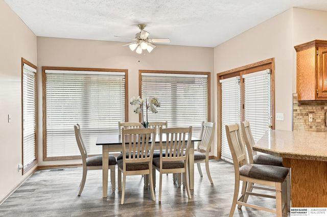 14016 Browne Circle, Omaha, NE 68164