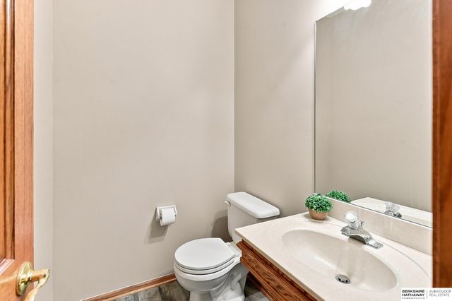 14016 Browne Circle, Omaha, NE 68164