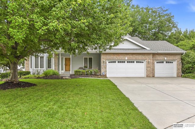 14016 Browne Circle, Omaha, NE 68164