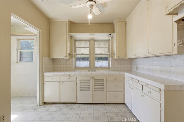 5710 Cantaloupe, Valley Glen, CA 91401