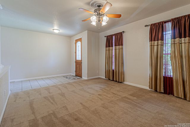 4807 Bending Grv, San Antonio, TX 78259