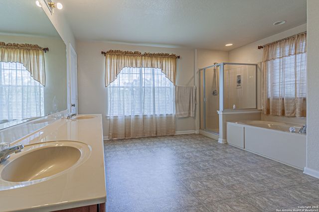 4807 Bending Grv, San Antonio, TX 78259