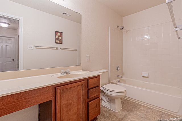 4807 Bending Grv, San Antonio, TX 78259