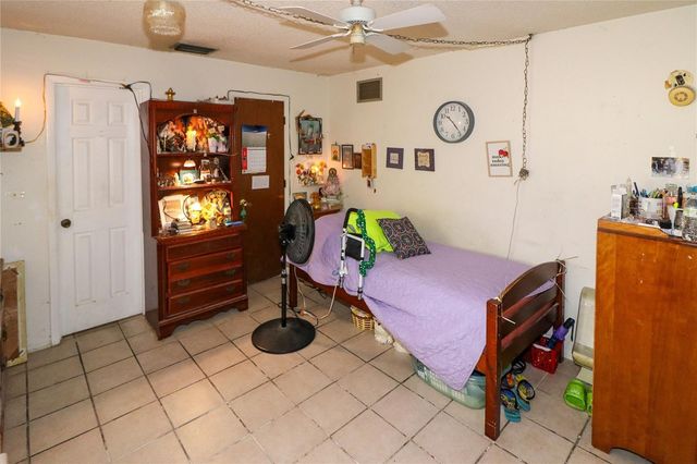783 SPRING LAKE BOULEVARD NW, Port Charlotte, FL 33952