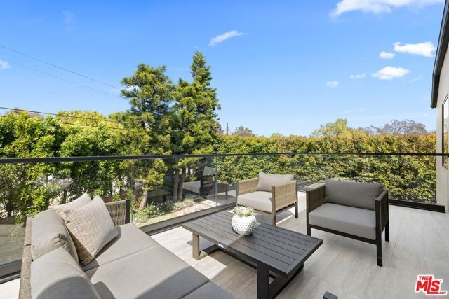 3022 Patricia Avenue, Los Angeles, CA 90064