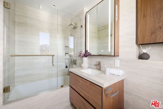 3022 Patricia Avenue, Los Angeles, CA 90064