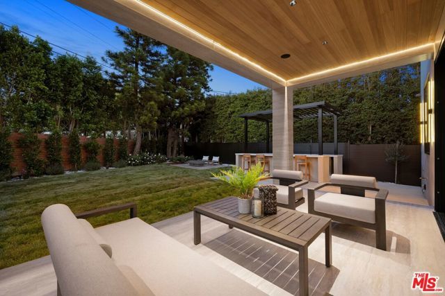 3022 Patricia Avenue, Los Angeles, CA 90064