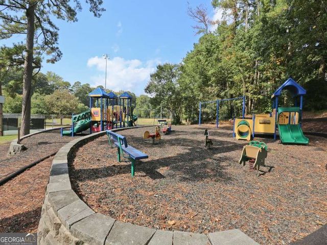 311 Peachtree Hills Avenue NE 12F, Atlanta, GA 30305