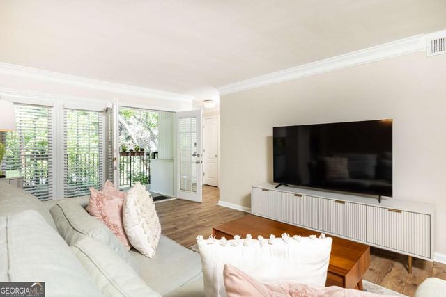 311 Peachtree Hills Avenue NE 12F, Atlanta, GA 30305