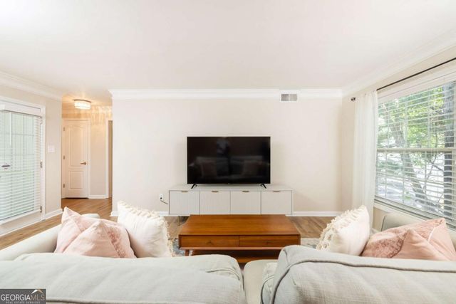 311 Peachtree Hills Avenue NE 12F, Atlanta, GA 30305