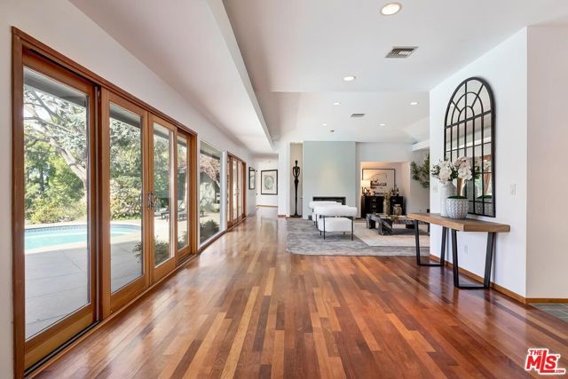 4463 Bergamo Drive, Encino (los Angeles), CA 91436