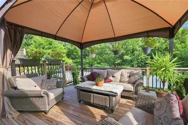 1208 NW Cedar Lane, Grain Valley, MO 64029