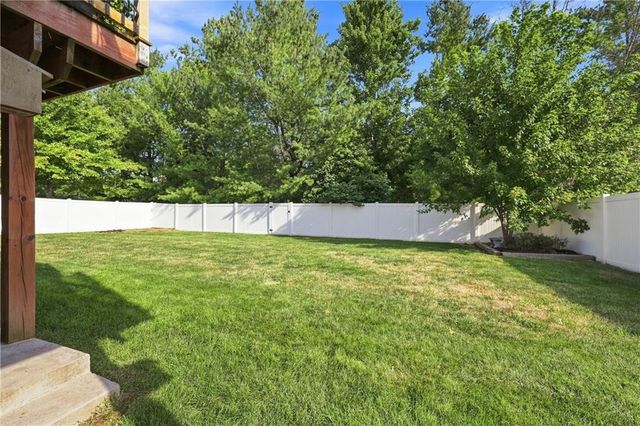 1208 NW Cedar Lane, Grain Valley, MO 64029