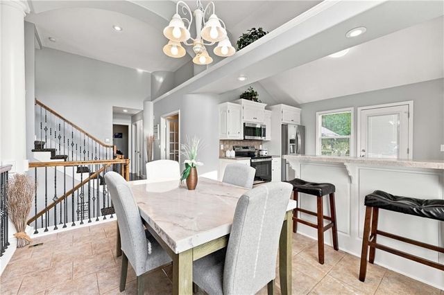 1208 NW Cedar Lane, Grain Valley, MO 64029
