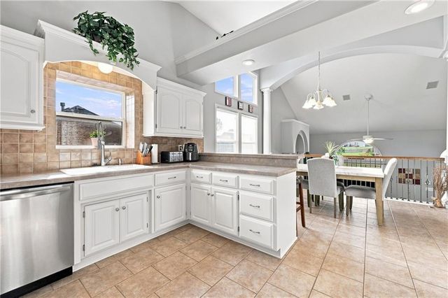 1208 NW Cedar Lane, Grain Valley, MO 64029