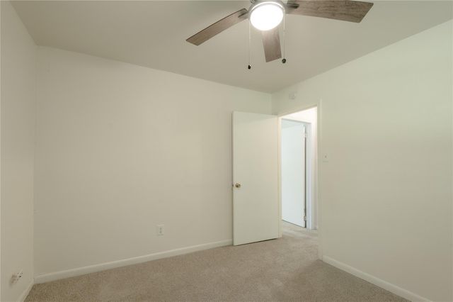 712 Cline Street D, Huntsville, TX 77340