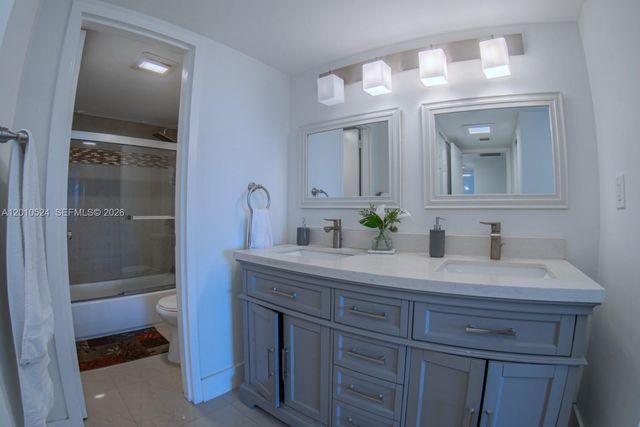20100 W Country Club Drive 504, Aventura, FL 33180