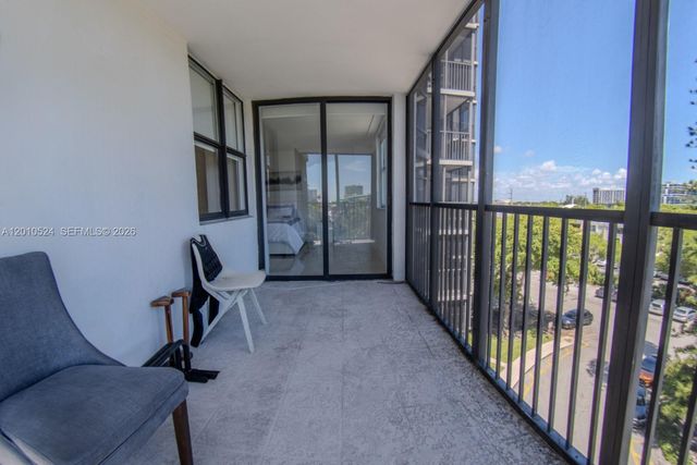 20100 W Country Club Drive 504, Aventura, FL 33180