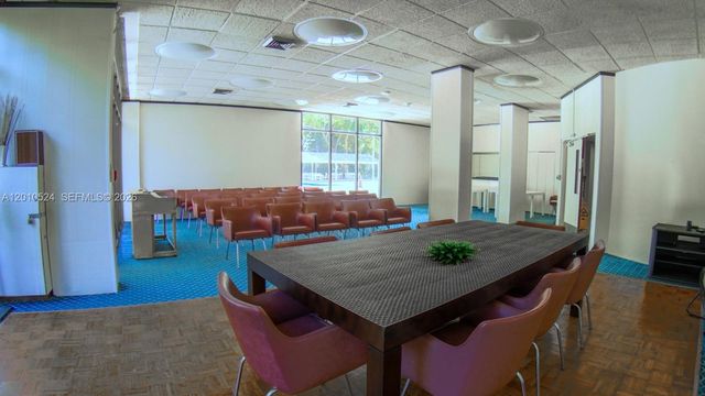 20100 W Country Club Drive 504, Aventura, FL 33180