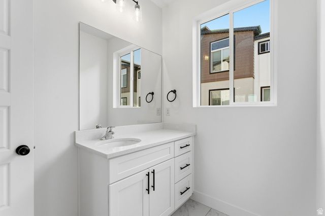 140 CHAMBORD CT, Sandy, UT 84070