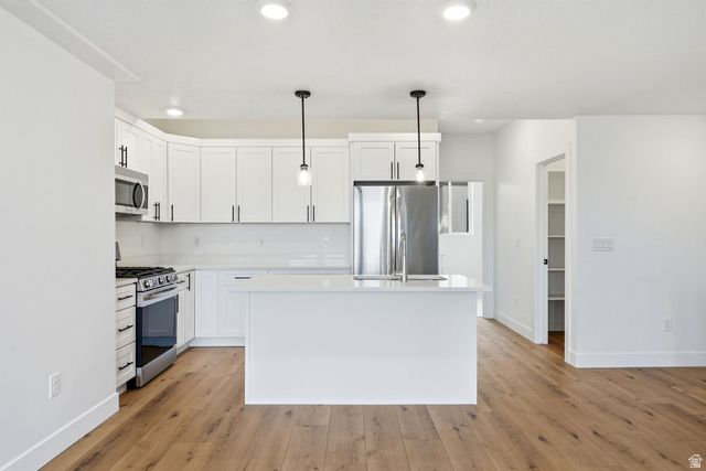 140 CHAMBORD CT, Sandy, UT 84070