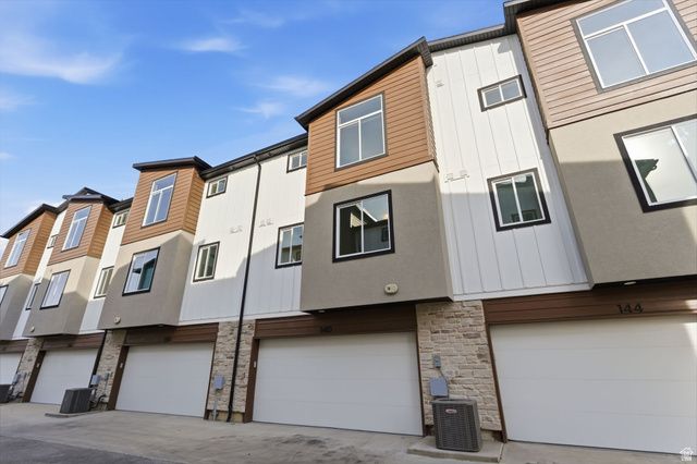 140 CHAMBORD CT, Sandy, UT 84070