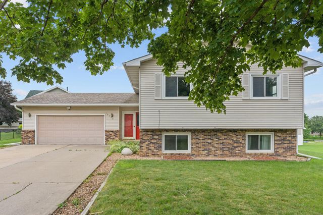 15720 Cicerone Path, Rosemount, MN 55068