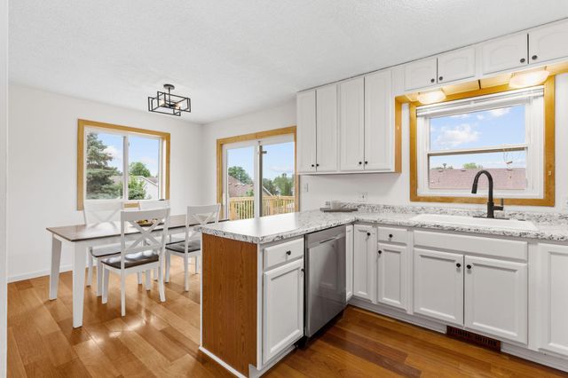 15720 Cicerone Path, Rosemount, MN 55068