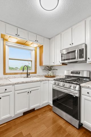 15720 Cicerone Path, Rosemount, MN 55068