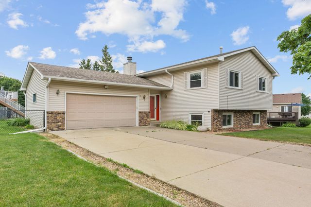 15720 Cicerone Path, Rosemount, MN 55068