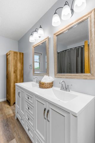 15720 Cicerone Path, Rosemount, MN 55068